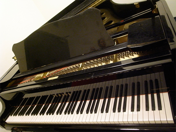 Grand piano